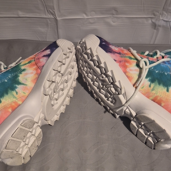 Fila Kids Multicolor Sneakers NWT Size 6.5. No Box - Picture 6 of 6